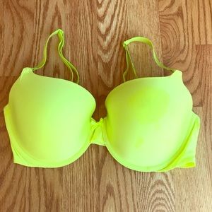 Victoria’s Secret Bra 36DD